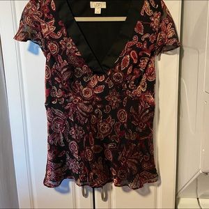 Beautiful Ann Taylor LOFT 
Black Paisley print Top size 12